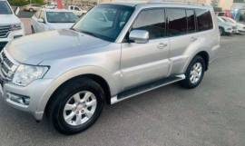 Mitsubishi Pajero 2019 v6 للبيع