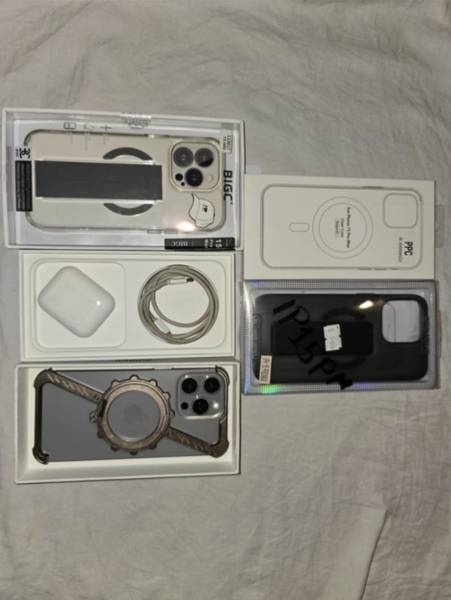 iPhone 15 pro max للبيع