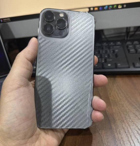 pro max  13 للبيع ايفون