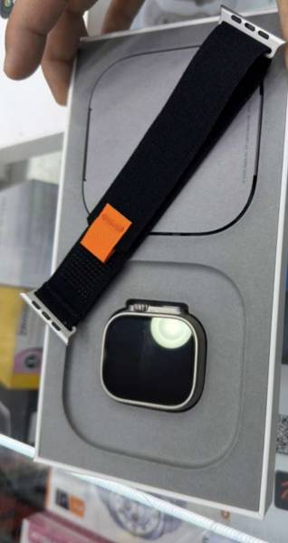 Apple watch ultra 1 للبيع