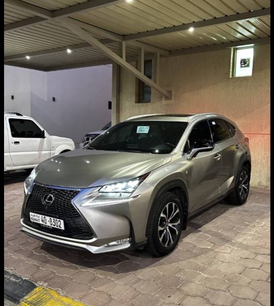 للبيع لكزس nx 200f sport 2015 