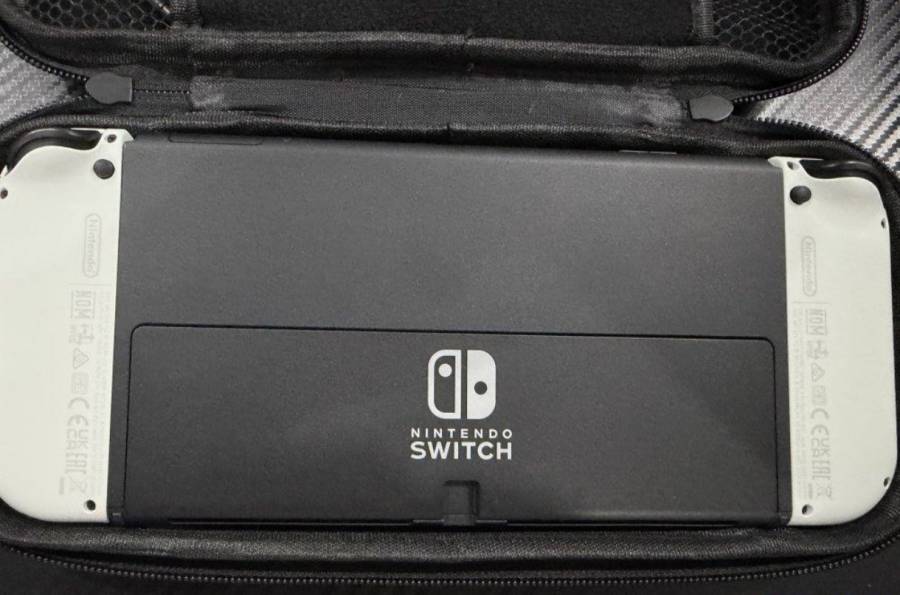 Nintendo switch oled للبيع