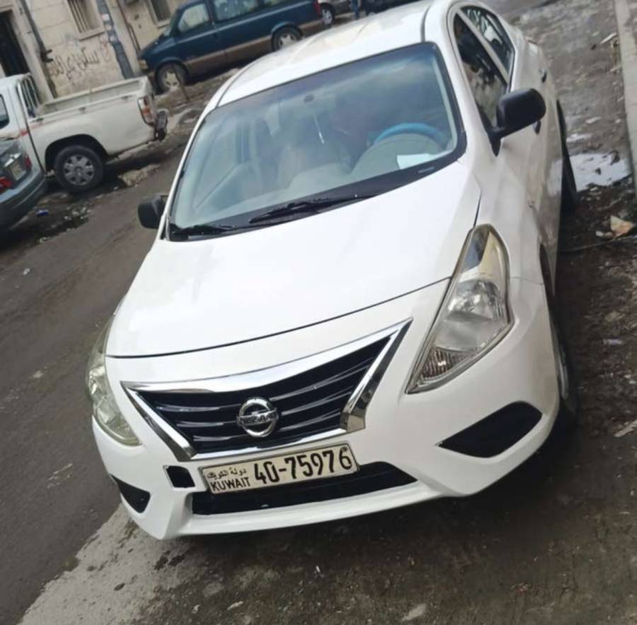 Nissan sonny 2018 للبيع