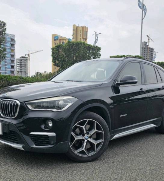 Bmw x1 للبيع 2016