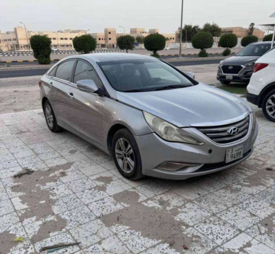 للبيع هيونداي سوناتا 2015
