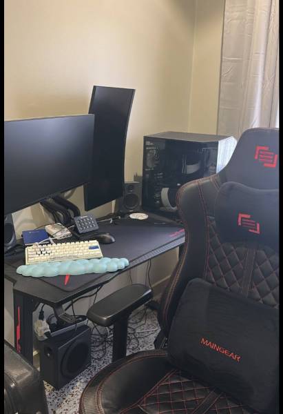 Gaming PC Full Setup للبيع