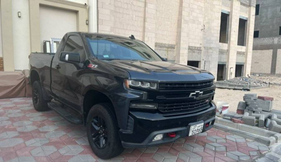للبيع شيفروليه سلفرادو Z71 تريل بوس 2020
