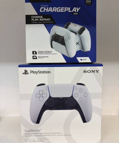 ps5 controller + chargeplay للبيع