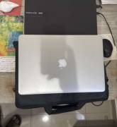 MacBook Pro للبيع ابل 