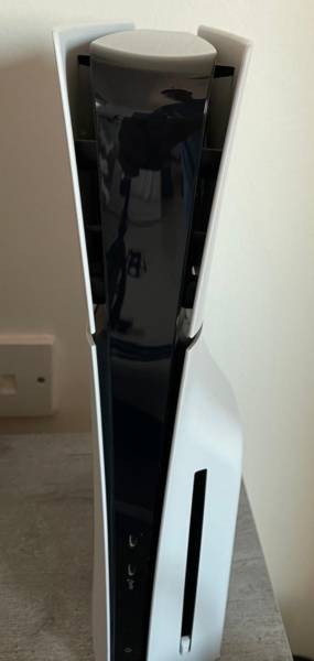 PS5 Disc version للبيع