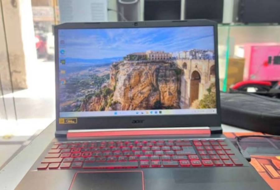 Acer nitro 5 core i7 للبيع