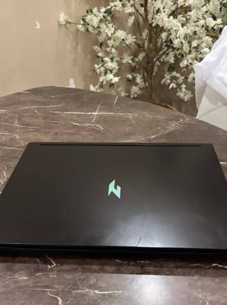 للبيع لابتوب قيمنق 16 Acer