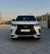 للبيع لكزس سبورت LX570 2018