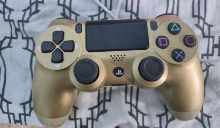 PS4 Compatible Wireless Controller للبيع