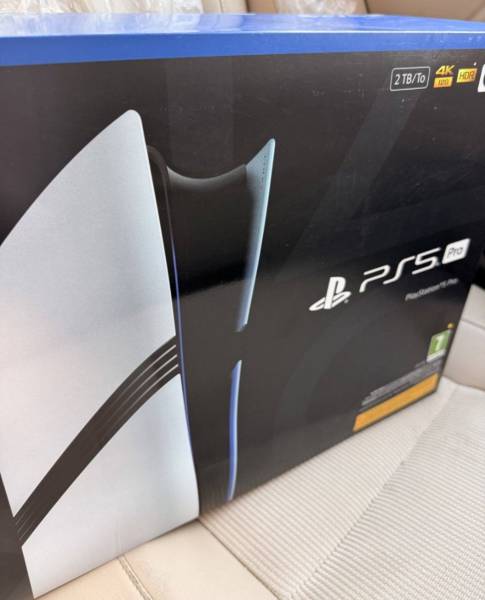 للبيع PS5 PRO