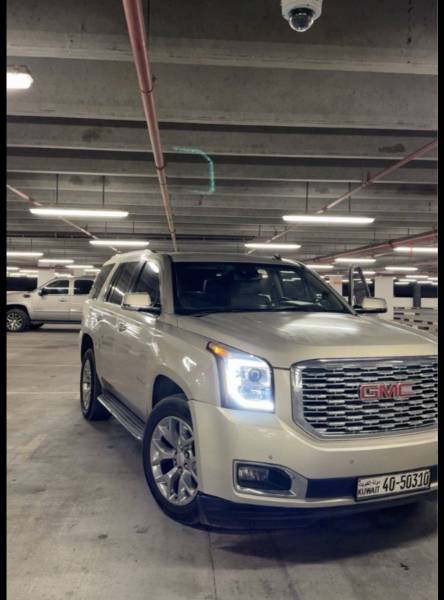 للبيع  GMC يوكن SLT 2015