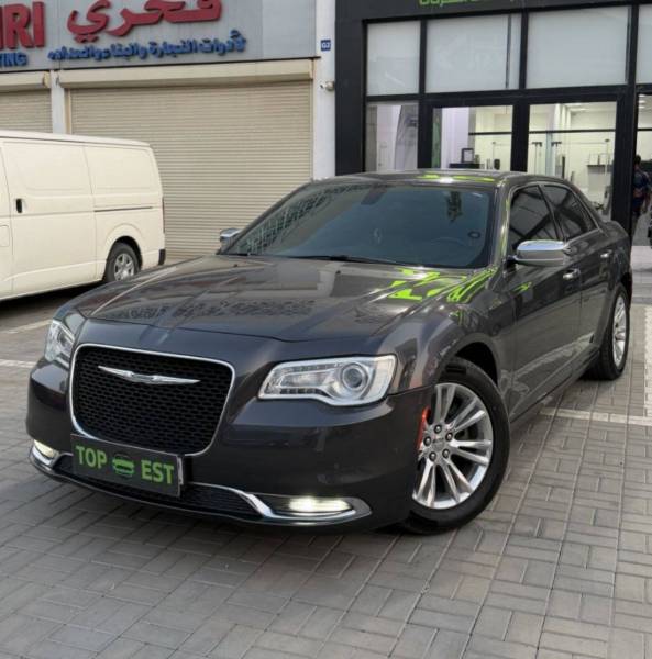 للبيع  كرايزلر  300  2019