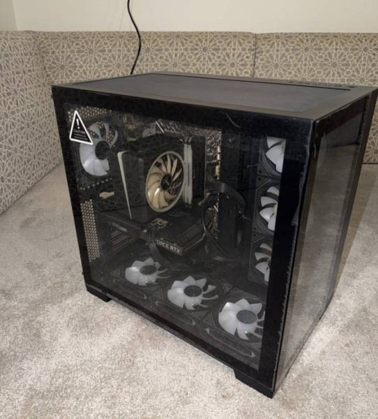 Pc3070 i7 32r للبيع