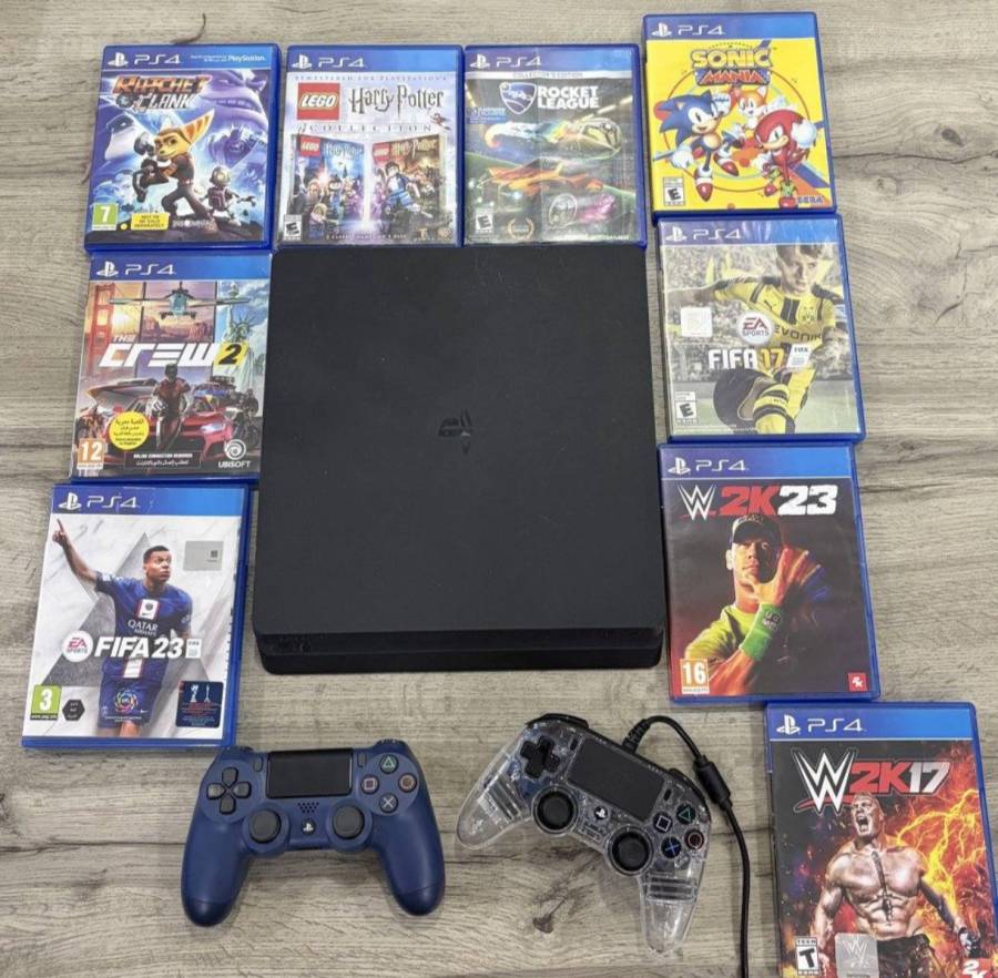 PS4 slim للبيع