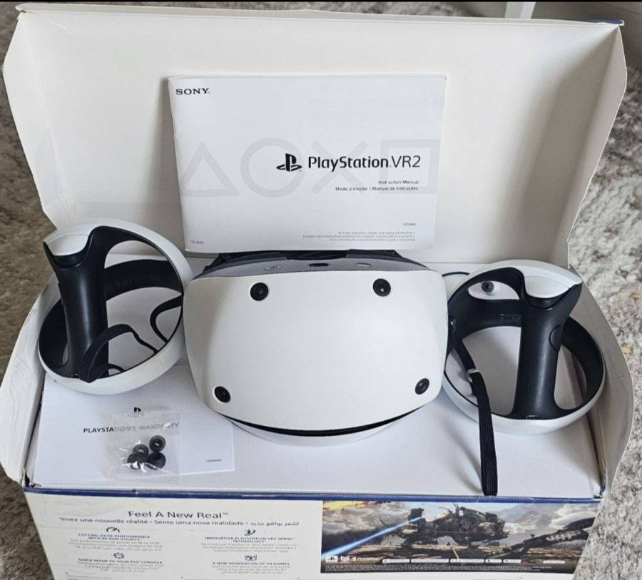 جهاز VR2 بلاستيشين 5 للبيع