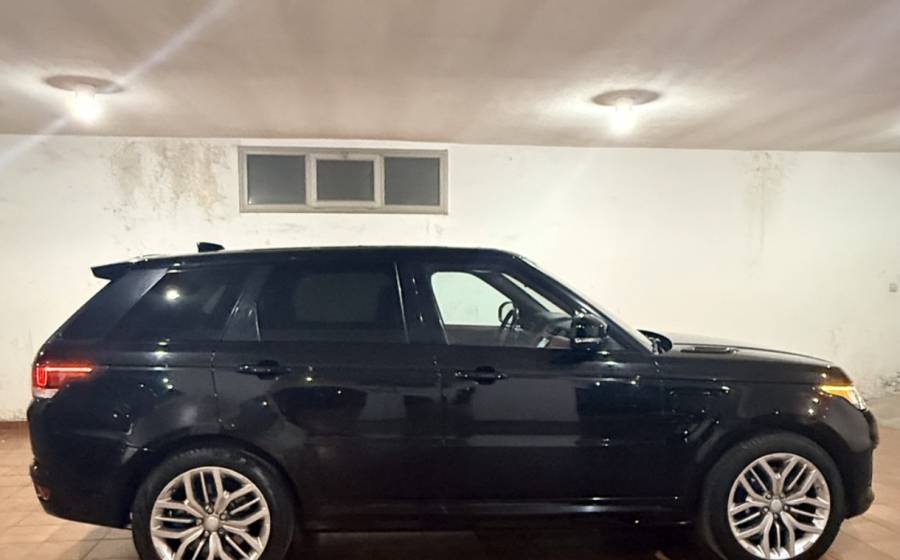 Range Rover Sport SVR 2017 للبيع