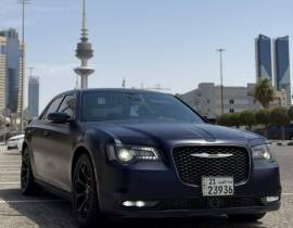  للبيع كرايسلر c300s 2021