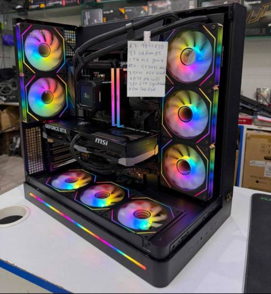 R7 9800X3D rtx 5070 ti للبيع