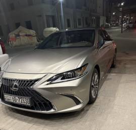 لكزس S350 2022 للبيع 