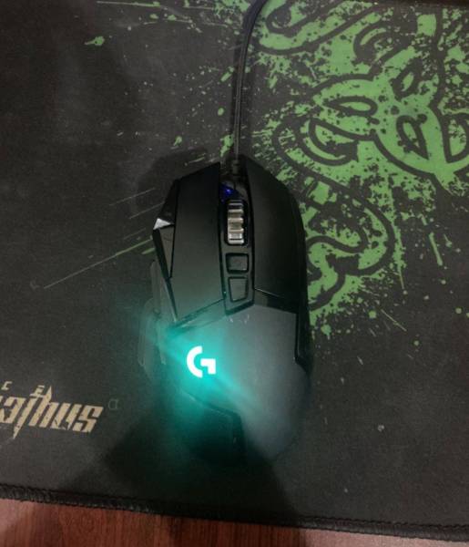 Mouse Logitech للبيع