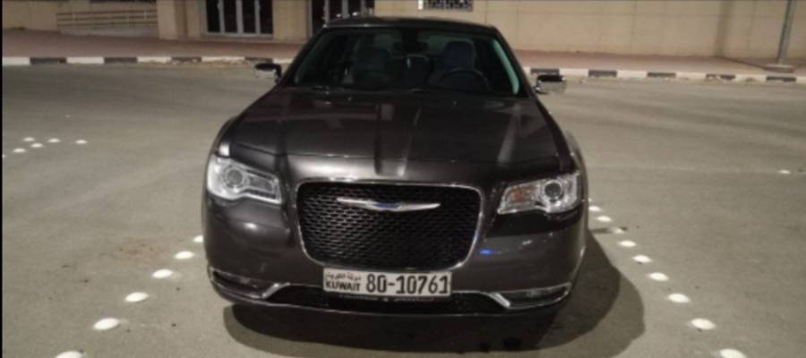 كرايسلر C300 ٢٠٢٣ للبيع