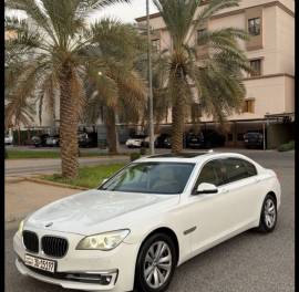 بي ام دبليو 2014 - 730Li للبيع