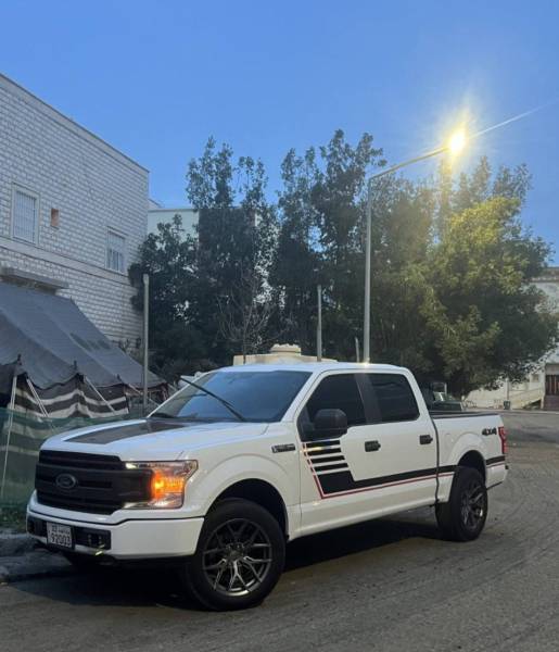للبيع وانيت فورد F150 ٢٠١٩