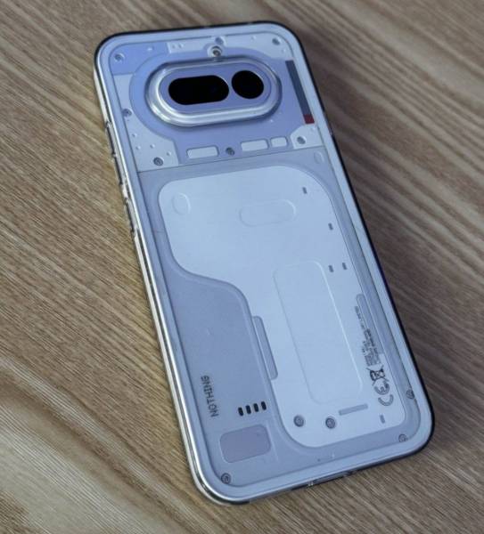 Nothing Phone (4A) للبيع