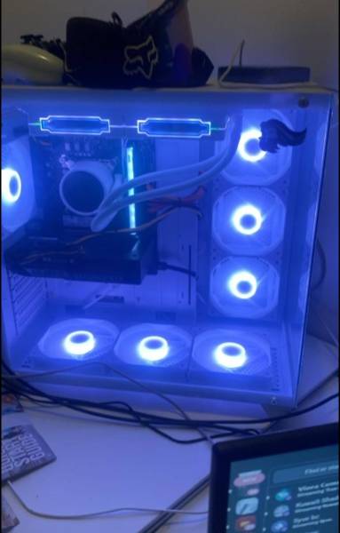 للبيع PC 