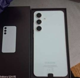 للبيع Samsung Galaxy S24