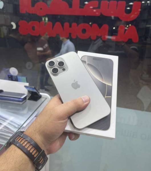 للبيع ايفون 16 برو ماكس 