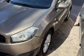 للبيع نيسان قشقاي 2014 