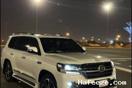 للبيع تويوتا قراند تورنق الفل GXR 2020