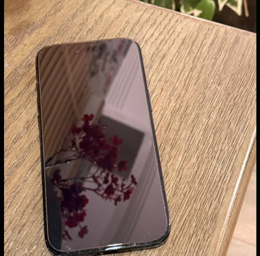 Iphone air. للبيع