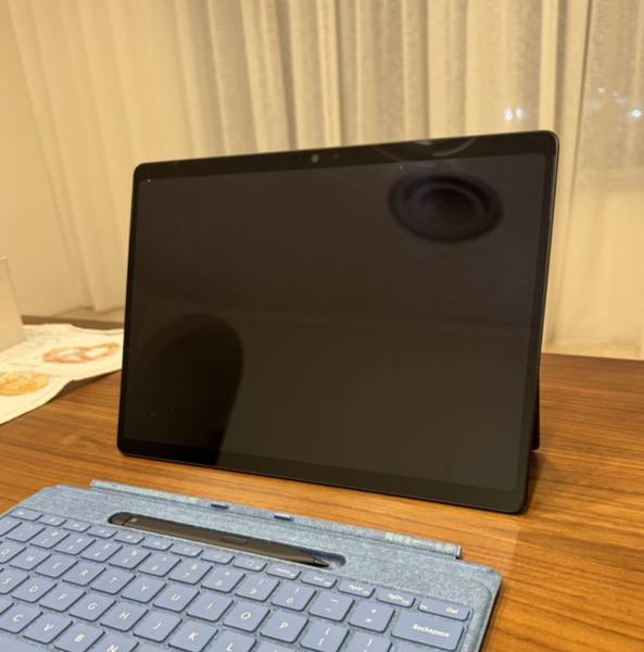Microsoft Surface Pro 11 للبيع 