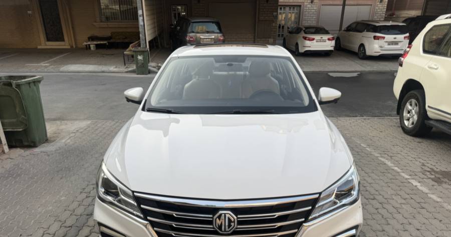 للبيع  صالون MG5 2024