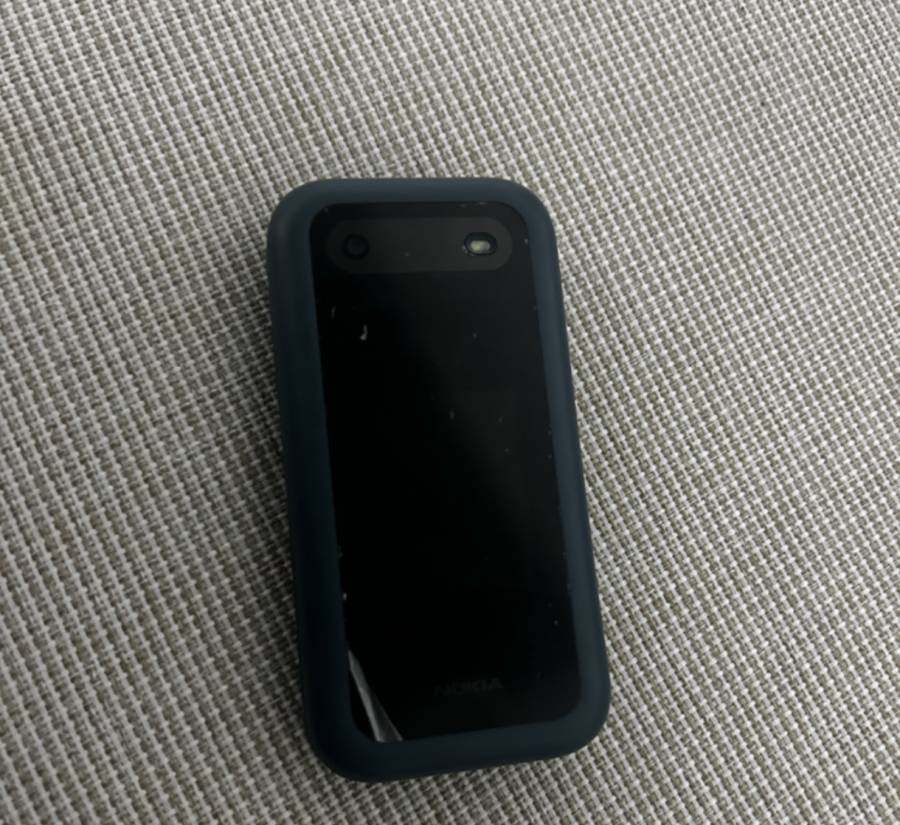 Nokia 2660 flip للبيع 