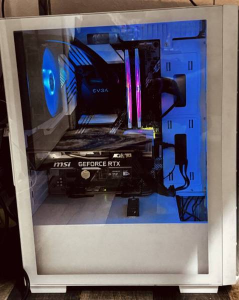 Gaming PC للبيع