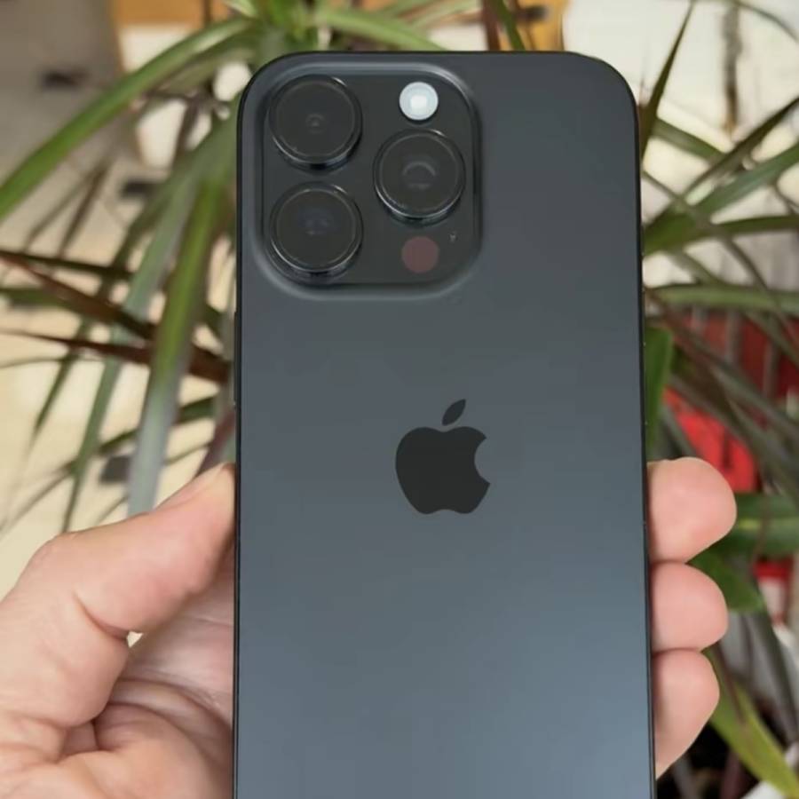 iPhone 16 pro للبيع 