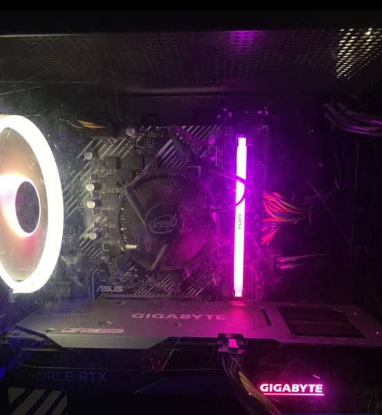 PC 3060 12G للبيع 