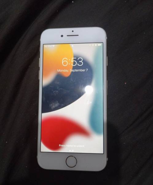 I phone 7 للبيع 