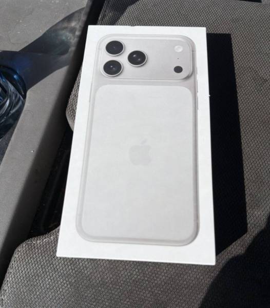 Iphone 17 Pro Max للبيع
