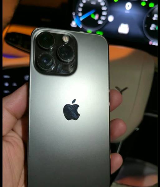 IPhone 13 Pro للبيع 