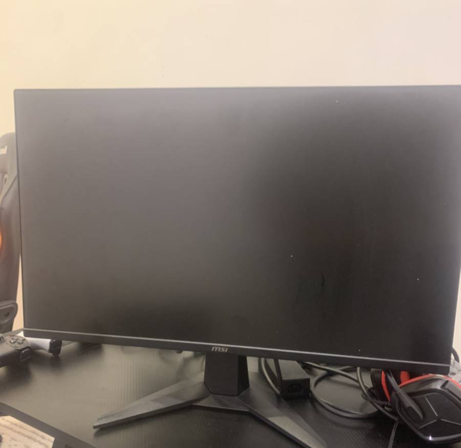 للبيع يدة EDGE و شاشة MSI و ٣ يدات اصلية