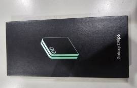 Samsung Galaxy Z flip 6 للبيع 